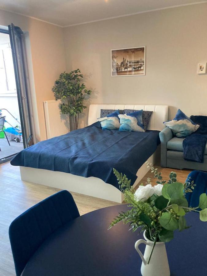 クラクフWislane Tarasy 2.0, Free Parking, Private Gardenアパートメント エクステリア 写真