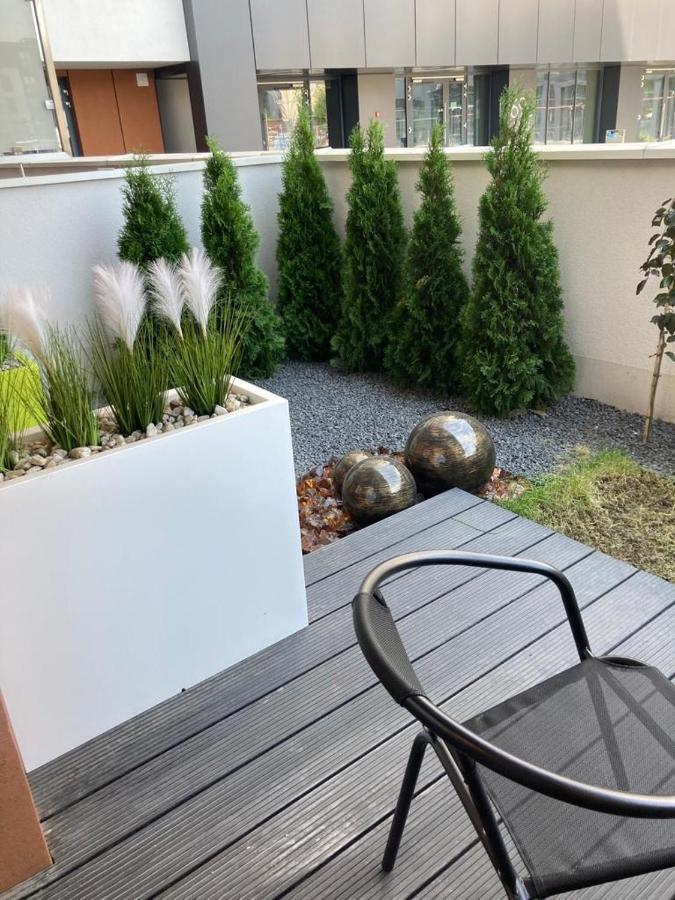 クラクフWislane Tarasy 2.0, Free Parking, Private Gardenアパートメント エクステリア 写真